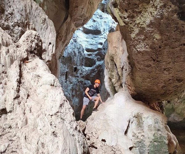 Goa-Batu-Cermin-sumber-ig-thebarefoot_traveler