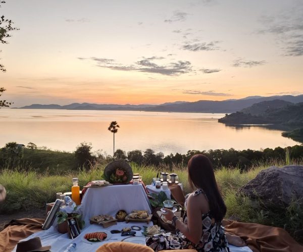 picnic sunrise 3