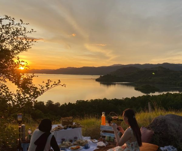 picnic sunrise 4