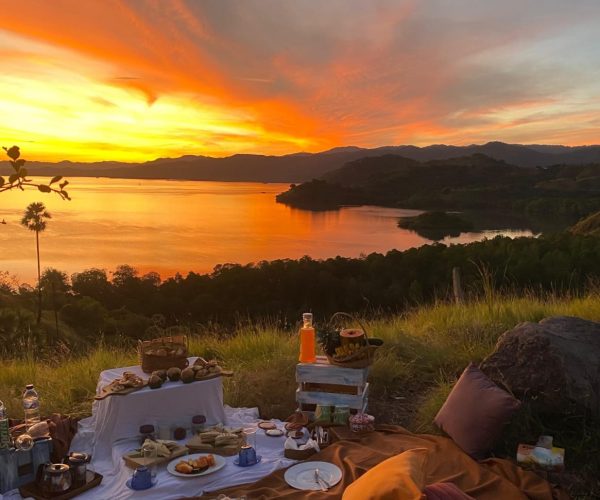 picnic sunrise 5